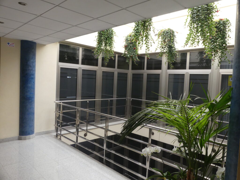 Oficinas y despachos en el centro de Benicarló. Alquiler y venta.